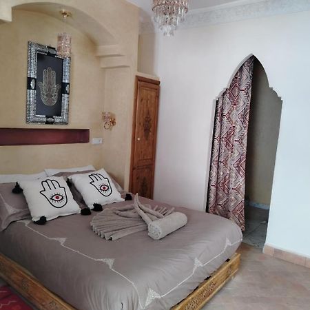 מרקש Riad & Spa Sous Le Soleil Chez Jerome Et Pamela Ch Marrakchi מראה חיצוני תמונה